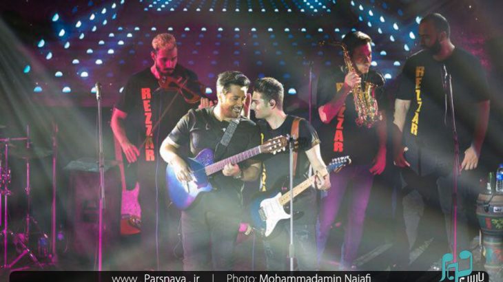 کنسرت محمدرضا گلزار در همدان (۱۰)